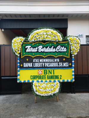 Papan Bunga Duka di Cihapit