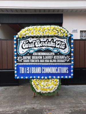 Papan Bunga Duka di Cihapit